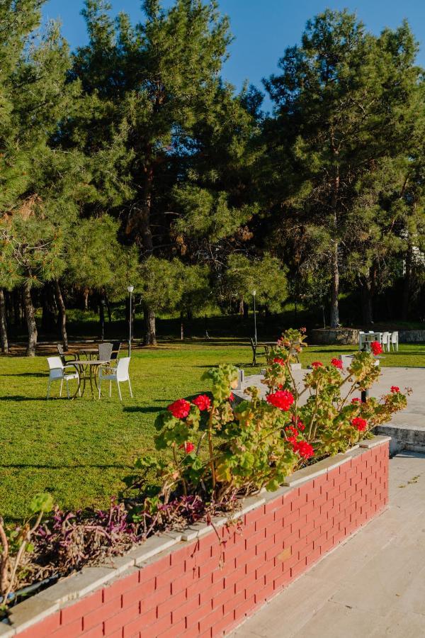 Büyük Anadolu Girne Hotel Exterior foto