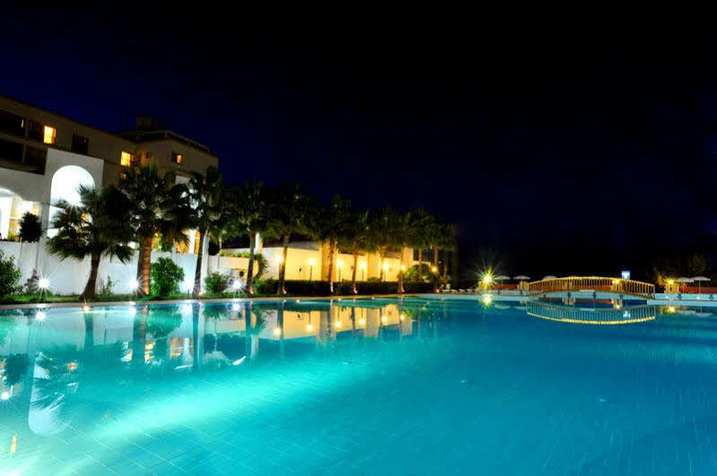 Büyük Anadolu Girne Hotel Exterior foto