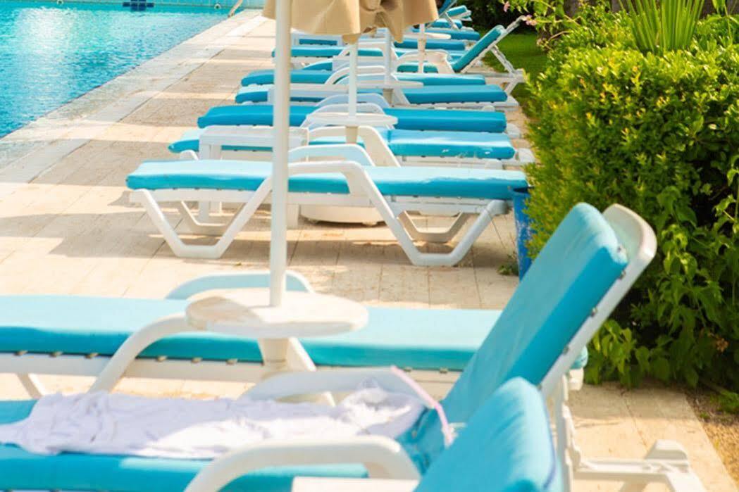 Büyük Anadolu Girne Hotel Exterior foto